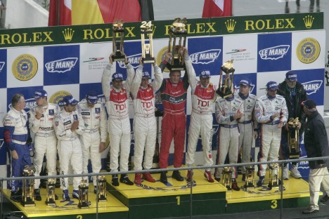 Pokaler til vinderne
(Foto: Audi Motorsport)